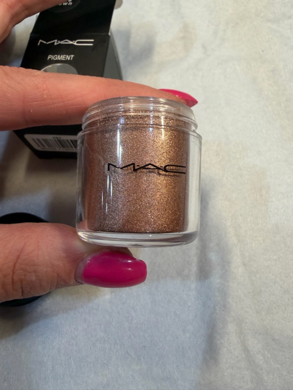 New MAC pigment in Blue -Brown.